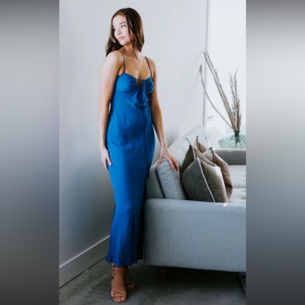 Olivaceous Royal Blue Apparel